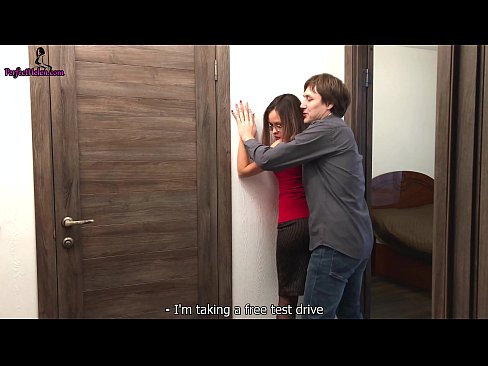 ❤️ Sexy Realtor E fa'a'ono'o I lana Pusi ma Fuga A'o Fa'atauina Lona Fale - Krempai Pono ❌❤